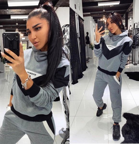 

2020 designer women's sports suit spring women's new sports and leisure sweater suit two-piece suit size s-xl, Gray