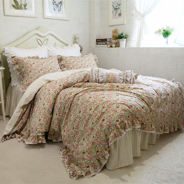 New Rustic Printed Flower Bedding Set Lace Ruffle Duvet Cover Princess Bedspread Bed Skirt Beautiful Dobby Home Textile Cheap Comforters Sets Beach