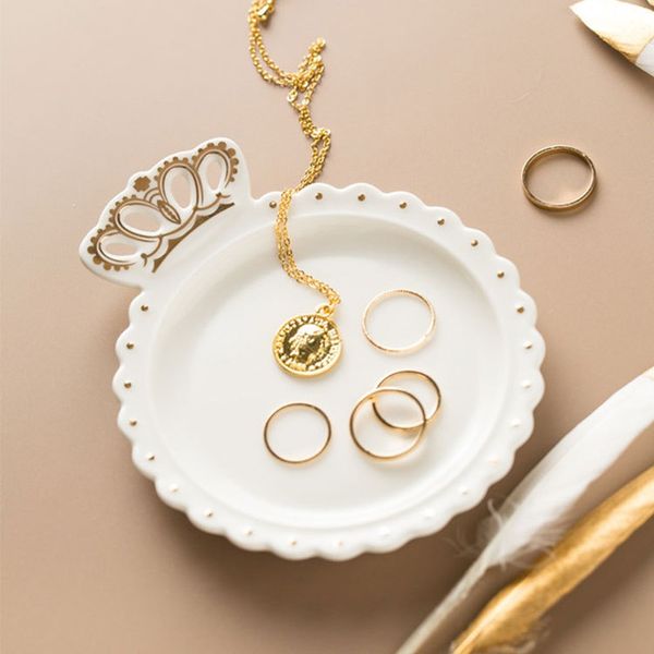 

1pcs ceramic crown white jewelry dish golden snack dish rings diamond round bowls candy storage tray decoration plates crafts zj0524