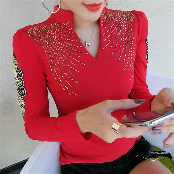 

2020 new year big red t- shrug sleeves embroidered flower gold heavy industry diamond diamond shirt base shirt, White