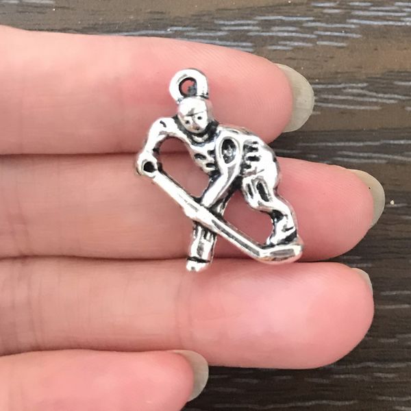 

wholesale charms hockey player charm antique silver tone alloy pendant charm for bracelet necklace earrings bookmark zipper pulls jewelry, Bronze;silver