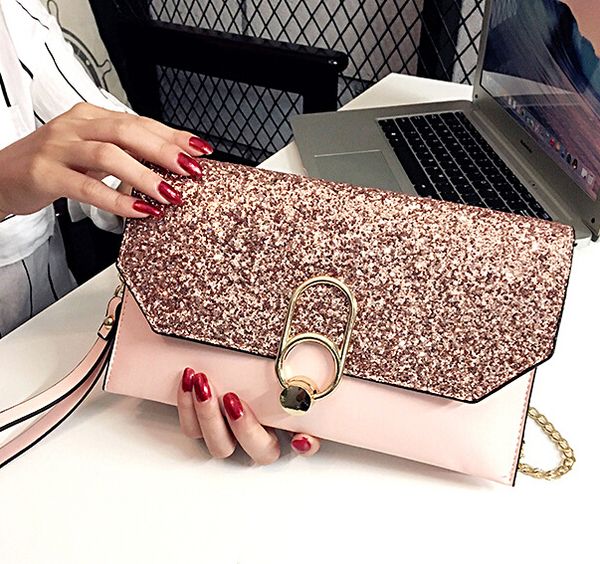

2019 new clutch bag female envelope female clutch bag slung small bag korean version personality fashion wild temperament