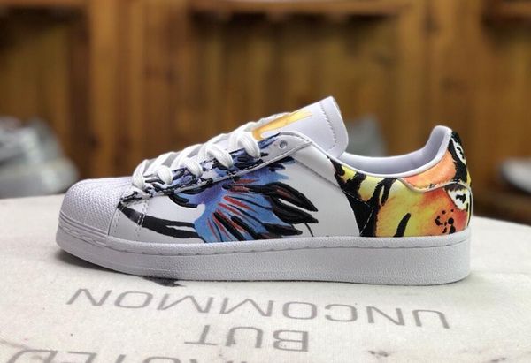 

clean cny chinese new year womens mens clean cny cloud white gold metallic flat heeled casual sneakers come with box dhl