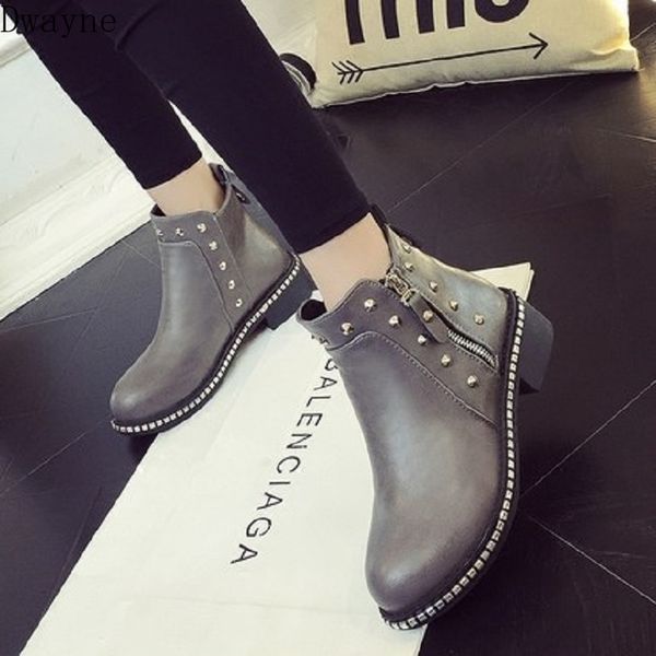 

2019 booties female boots autumn and winter new rivets plus velvet korean warm women's boots children's shoes, Black