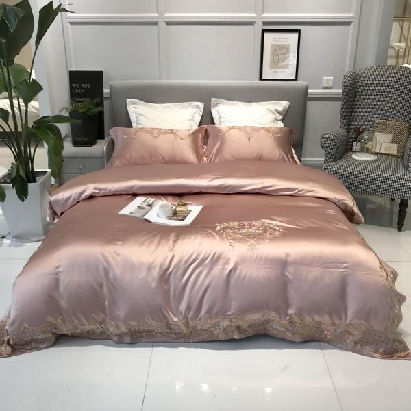 

новый шелковый сатин одеяло одеяло обложка фиолетовый кофе j / 7pcs chic вышивки постельные принадлежности набор  king ультра мягкий хл