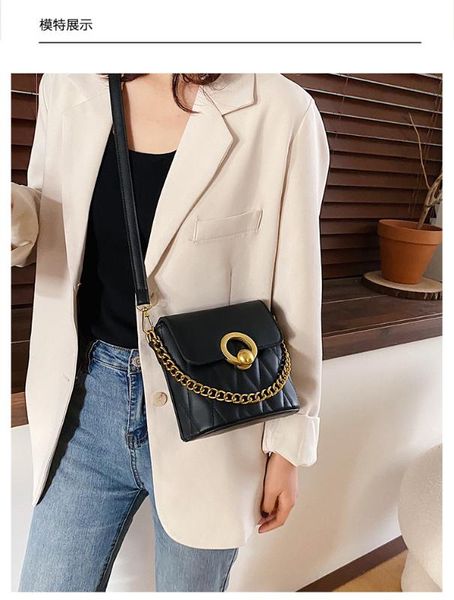 

2020 new fashion women's bag messenger bag chain fashion pu leather