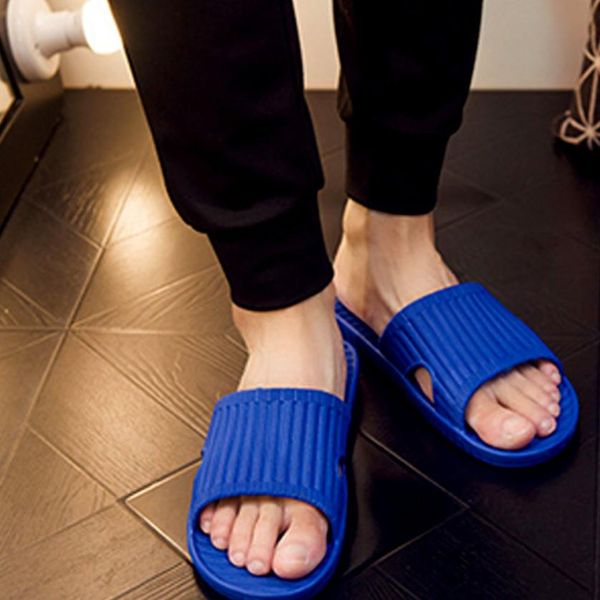 

2018 summer men's slippers antiskid slippers indoor bath slipper male solid slider male casual flat zapatos hombre, Black
