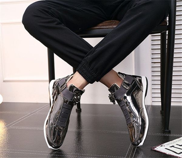 

2019 with box new outdoor trend fashion men's sports shoes tide single dress, red carpet preferred wild bright men's shoes