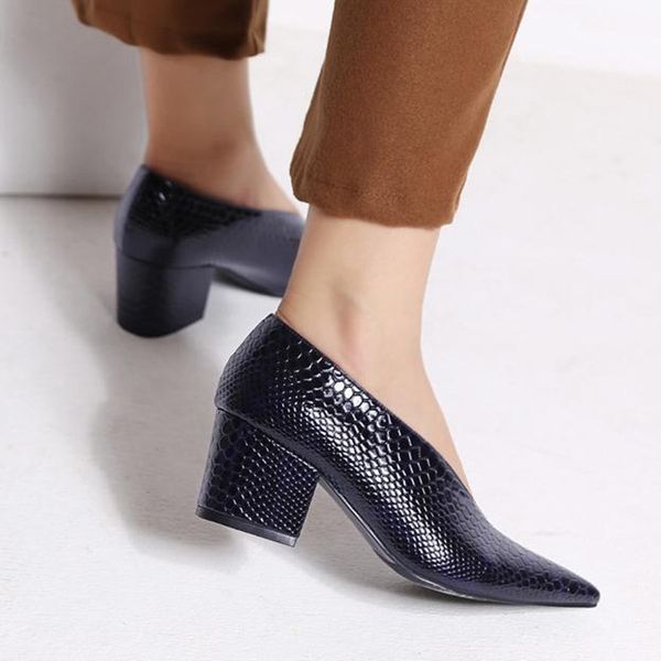 

fashion treasure blue, wine red pointed high heels female patent leather embossing crude heel women work shoes ayakkab obuv, Black