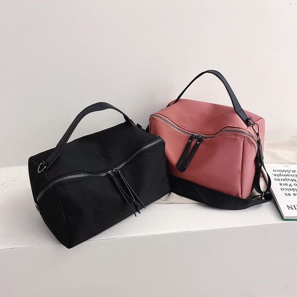 

2020 women solid color travel bag shoulder bag fashion large capacity fashion nylon messenger bolsa feminina1