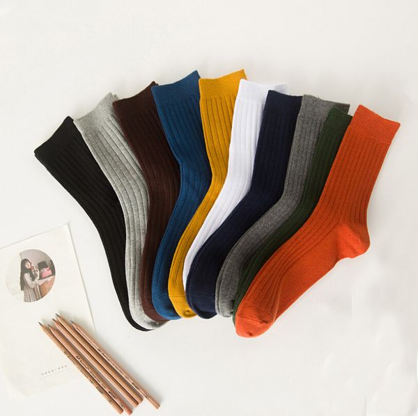 Großhandel Winter Warme Herrensocken Lange Lässige Bunte Baumwolle Solide Kniehohe Sportsocken für Mann Business Socken 20 Paare/los