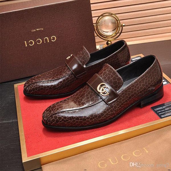 

18ss мужчины платье обувь роскошный итальянский стиль остроконечные toe формальные свадьба партии вскользь lace-up бизнеса мужские из натура, Black