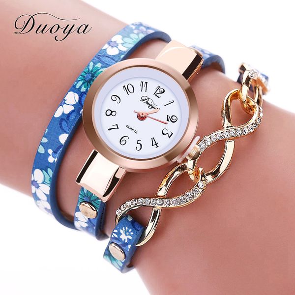 

2019 new elegant women fashion small and exquisite dial simple leather strap ladies bracelet watch women luxurious, Slivery;brown