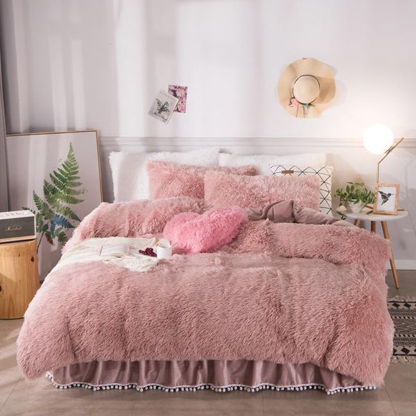 

warm golden white fleece fabric winter thick bedding set velvet duvet cover bed skirt with filling bed linen pillowcases 4pcs