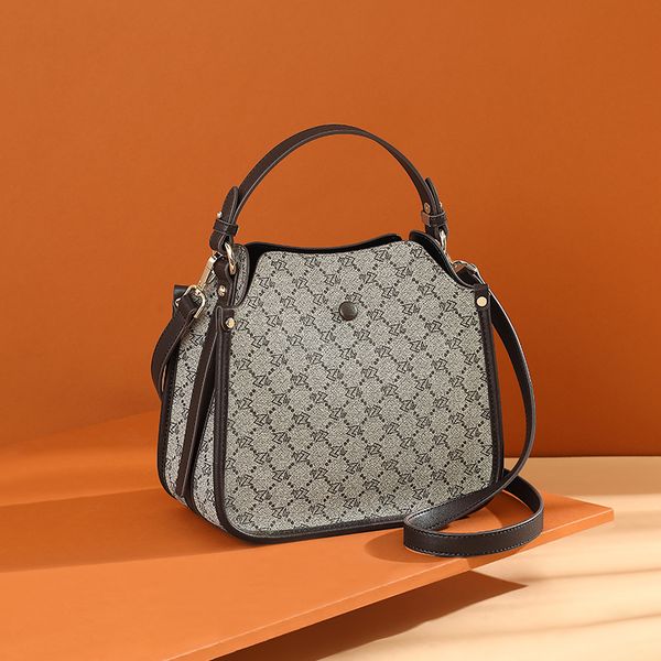 

2020 new european and american fashion shoulder bag female retro bucket bag old pattern handbag gift bags l9687