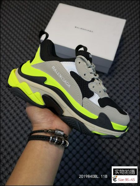 

triple s 17fw sneakers mens womens pairs casual shoes vintage kanye west beige black ceahp trainer sneaker size 36-45