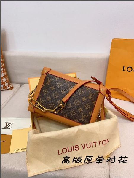 

2020 new ladies fashion trend ladies luggage bags simple wild ladies shoulder bag clutch bag