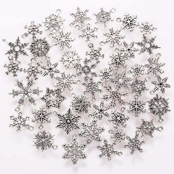 

wholesale 100g/bag retro christmas tree snowflake deer snowman necklace pendant bracelet earrings pendant diy jewelry accessories, Silver