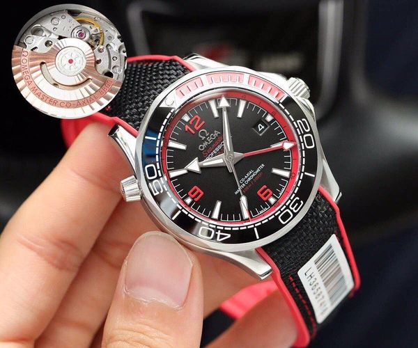 

new mens wristwatch men waterproof mechanical watch fashion luxury casual wristwatch sports design swim watch w1116005, Slivery;brown