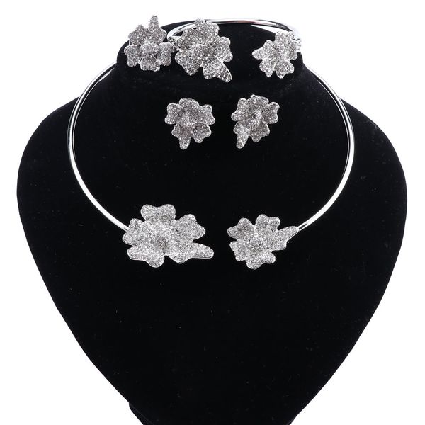 Neue Ankunfts-Blumen-Chocker Entwurf Elegance Unique Halskette Schmuck-Sets für Frauen Geschenk Jahrestag Hochzeit Formelle