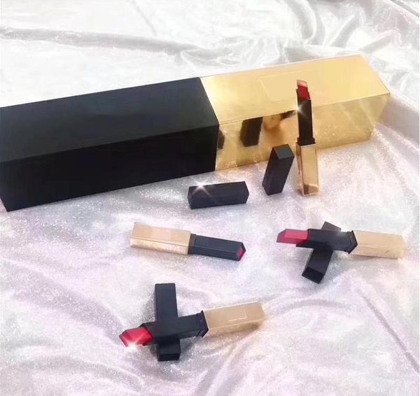 

Известный бренд тонкий румяна кожа матовая помада 4 цвета коробка набор для макия