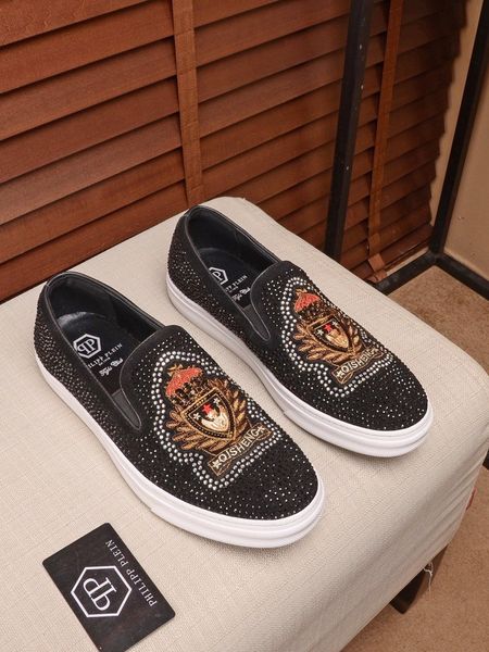 

new style high-end luxury men's casual loafers triple fashion men's brand men's shoes without laces classic vintage pattern s, Black