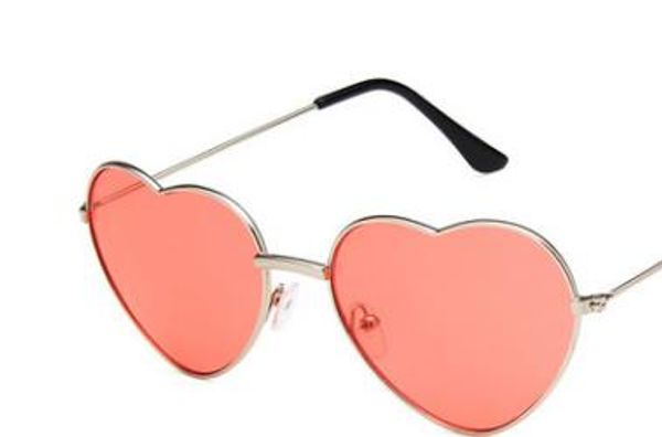 

new metal loving sunglasses retro heart-shaped ocean lens sunglasses fashion trend girl high-definition peach heart sunglasses, White;black