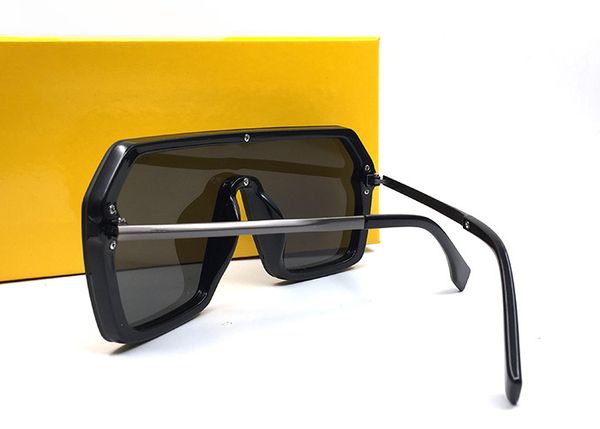 Óculos de sol do desenhador de marca de marca por atacado para mulheres homens óculos de proteção irregulares máscaras vintage rivet vidros de sol com pacote