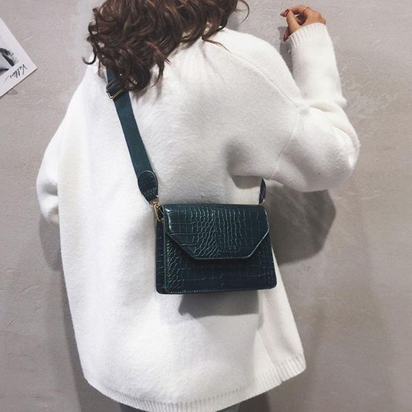 

retro crocodile pattern pu leather crossbody bags for women 2020 chain small shoulder messenger bag lady handbags and purses