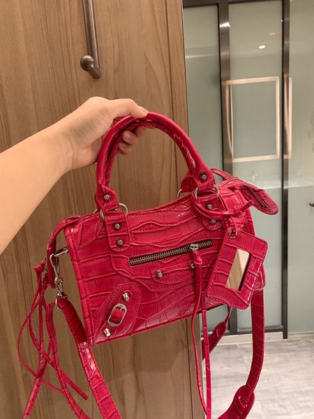 

designer 2020 new alligator pattern leather mini stylish gorgeous motorcycle crossbody bags soft purses and handbags