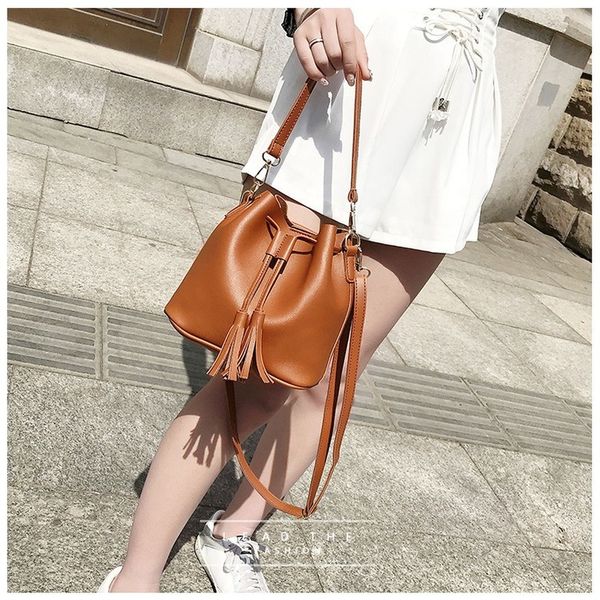 

2020 new style korean-style fashion simple handbag girl's shoulder bucket bag women's bag