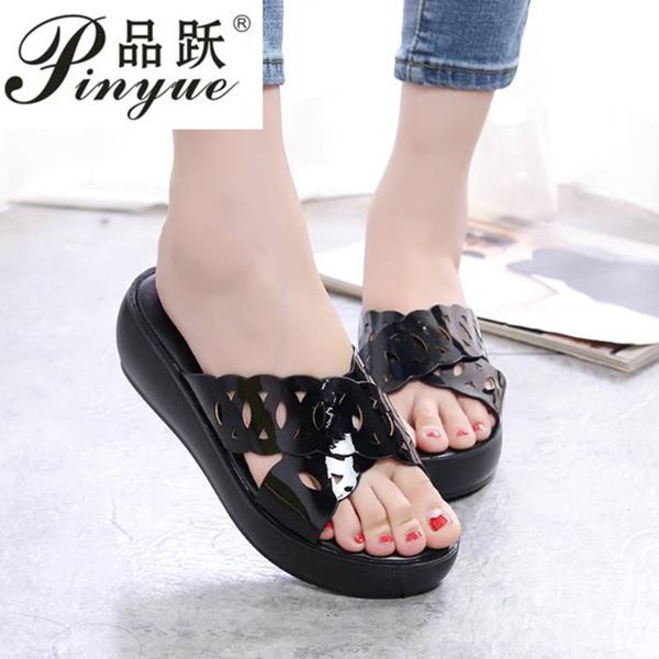 

genuine leather slippers summer comfortable middle-aged sandals large size 35--40 stylish non-slip slippers with wedges, Black
