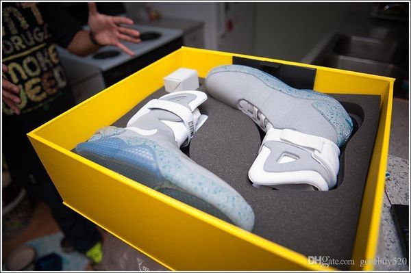 

Air mag neaker marty mcfly 039 led hoe back to the future glow in the dark gray black mag marty mcfly neaker with box quality