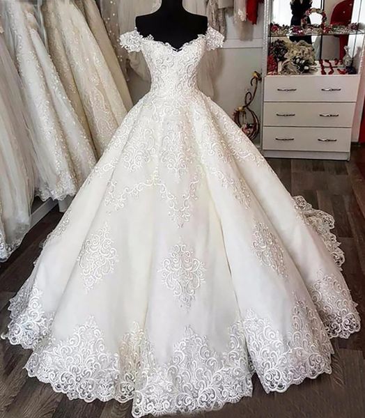 

new short wedding dresses jewel neck cap sleeves illusion lace 3d appliques ball gown tiered ruffles bridal gowns wed dress, White