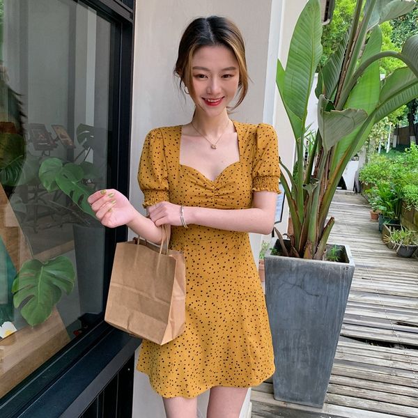 

2020 новый французский сладкий темперамент малый свежий отпечатано с короткими рукавами тонкий талии для похудения a- линия платье женский, White;black