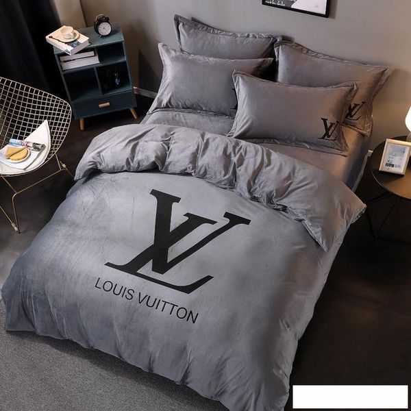 Grey L Letter Bedding Sets For Men Women Luxury Autumn And Winter