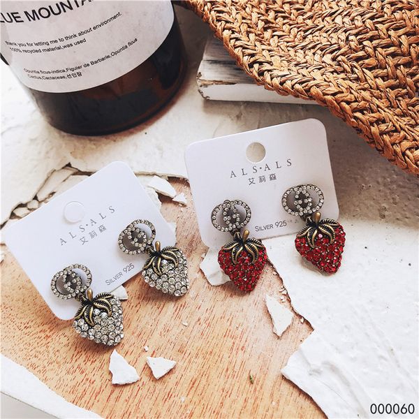 

cute strawberry earrings for women ins style earrings with full crystal fashion brand women's earrings with logo, Golden