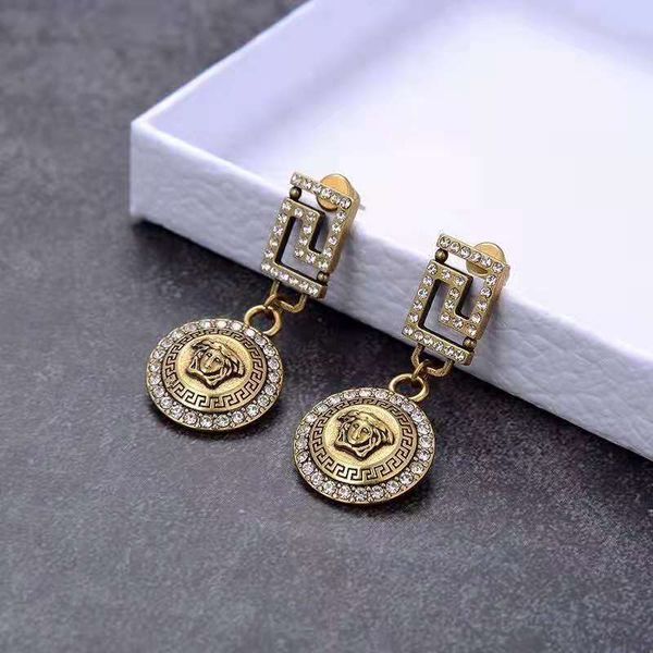 

new 2019 vintage head studs luxury custom brass s925 silver-needle fashion earrings are a hit in europe and the us, Golden;silver