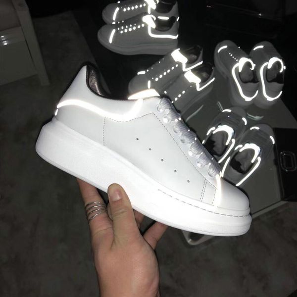 

2019 designer shoes fashion luxury women men leather lace up shoes platform oversized sole fluorescent sneakers white black casual shoes