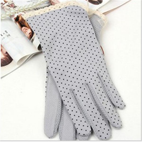 

klv 1 pair elegant women' driving slip-resistant sunscreen cotton gloves fashion dot lace female sun protection non-slip glove, Blue;gray