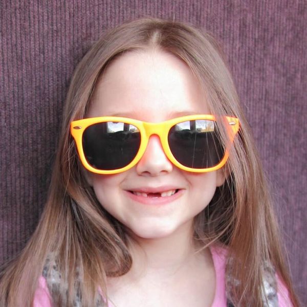 

tesia quality kids sunglasses girls boys polarized sun glasses flexible slicone eyewear frames square rivet oculos infantil s802, White;black