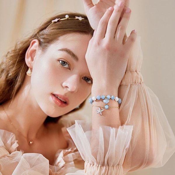 

new strawberry crystal alloy bracelet female ornament simple retro temperament couple girlfriends pearl jewelry bracelets 2020, Black