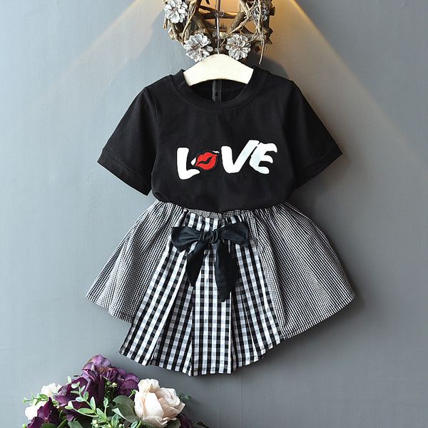 

1-7t 2pcs малыша девушки одежда с коротким рукавом письмо печататься + плед нерегулярные юбка 2pcs лето детская одежда, White