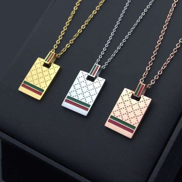 

новые прибытия моды lady титана стали маркировочного 18k покрытием золото ожерелья с площади карты плед красный зеленый эмаль кулон 3 цвета, Silver