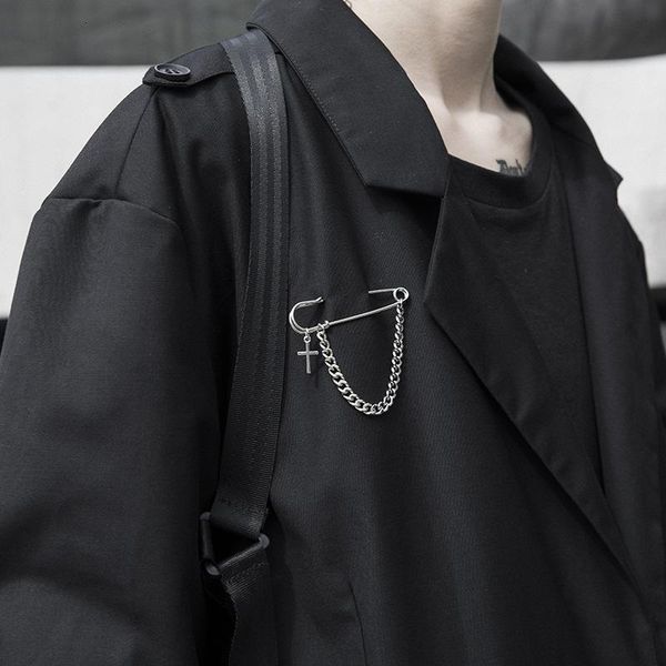 

2020 продажи kpop заявление ретро punk big pins крест брошь унисекс пара цепь дизайн костюм аксессуары для женщин мужчина украшение regaf, Black;gray
