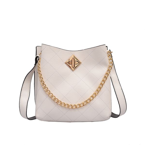 

new chaogang style fashion casual retro wild wide shoulder strap shoulder slung rhombic chain bag