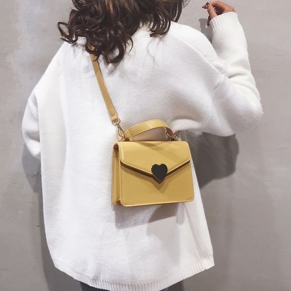

korean fashion bag women's 2019 autumn new peach heart portable small square bag lock shoulder messenger women