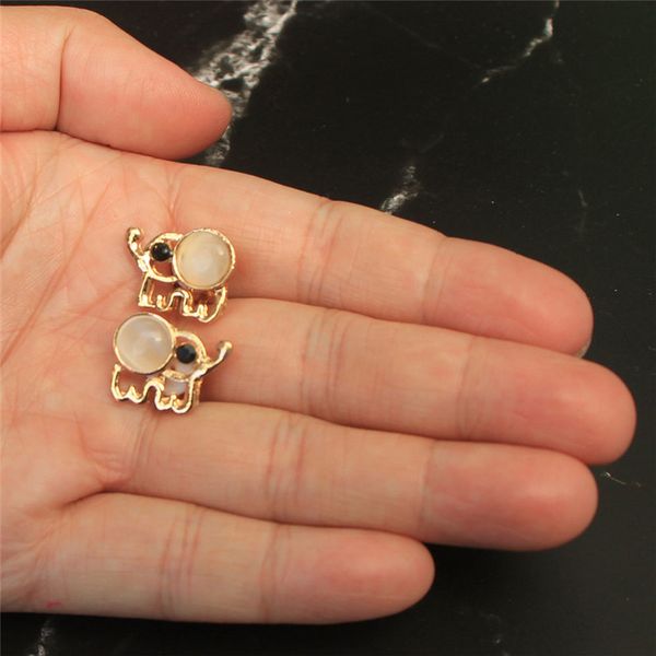 

клип на серьги дети cute cat eyes камень животных elephant stud non пирсинг дети малые уха клип серьги для девочек аксессуары, Silver