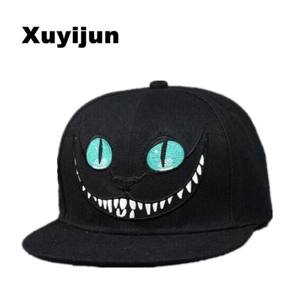 

xuyijun 2018 alice wonderland cheshire cat cartoon baseball caps bugs bunny sylvester hats for men and women snapback hiphop, Black;white