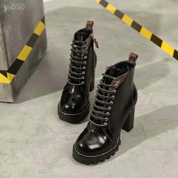 

2019 winter high-heeled patent leather short tube martin boots women's thick heel boots zipper leisure high-end non-slip bare boot, Black